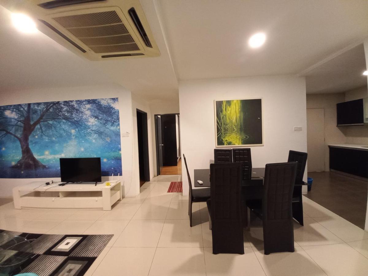 One Maxim Residence At Taragon 쿠알라룸푸르 외부 사진