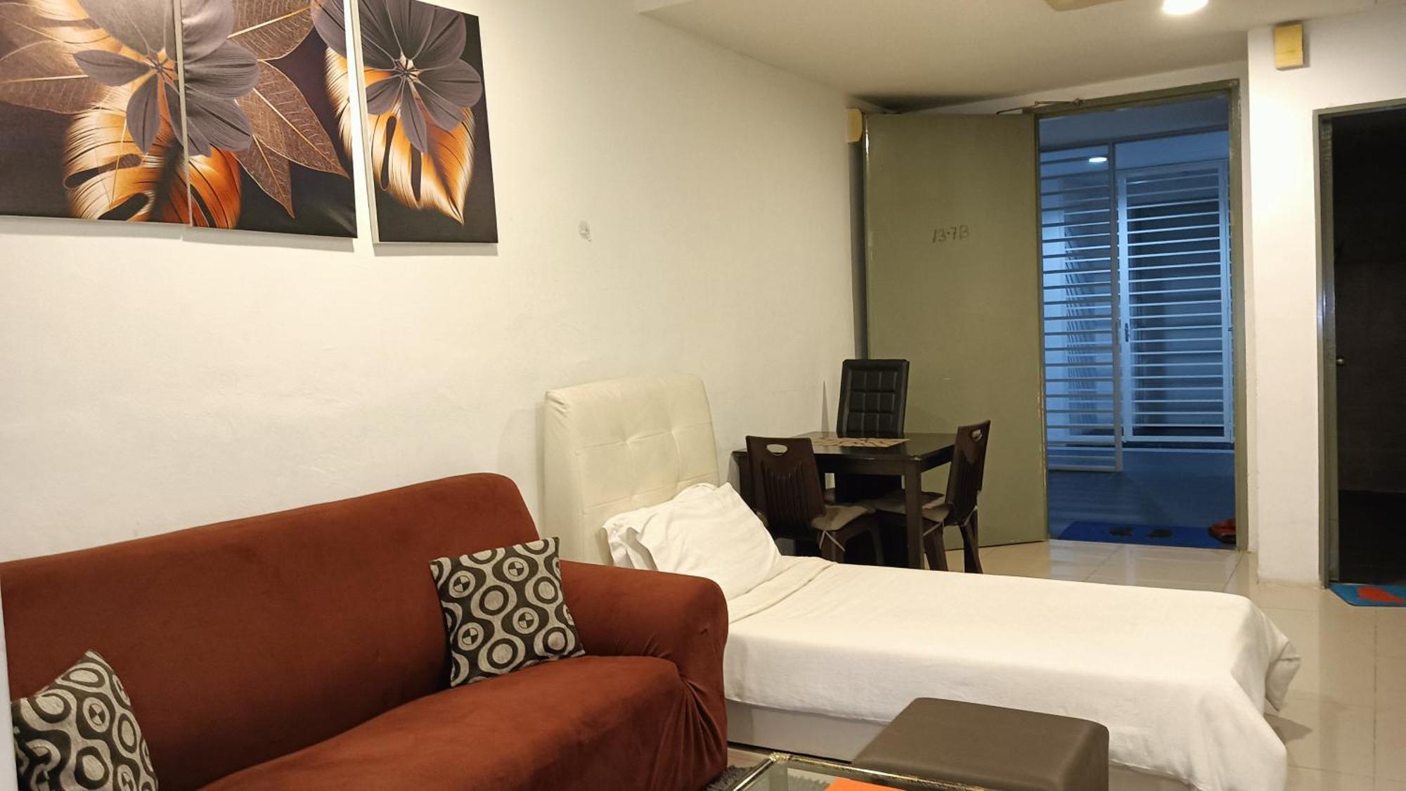 One Maxim Residence At Taragon 쿠알라룸푸르 외부 사진