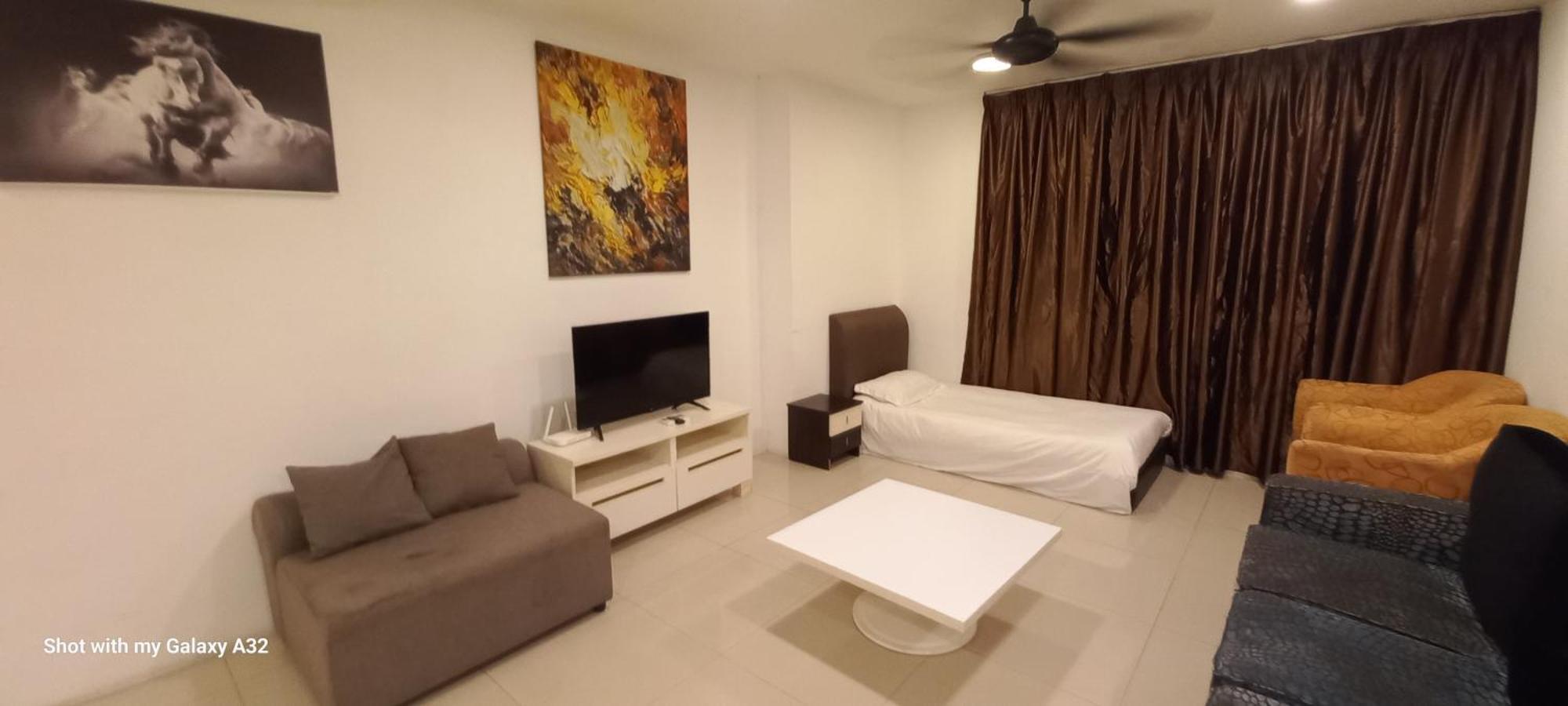 One Maxim Residence At Taragon 쿠알라룸푸르 외부 사진