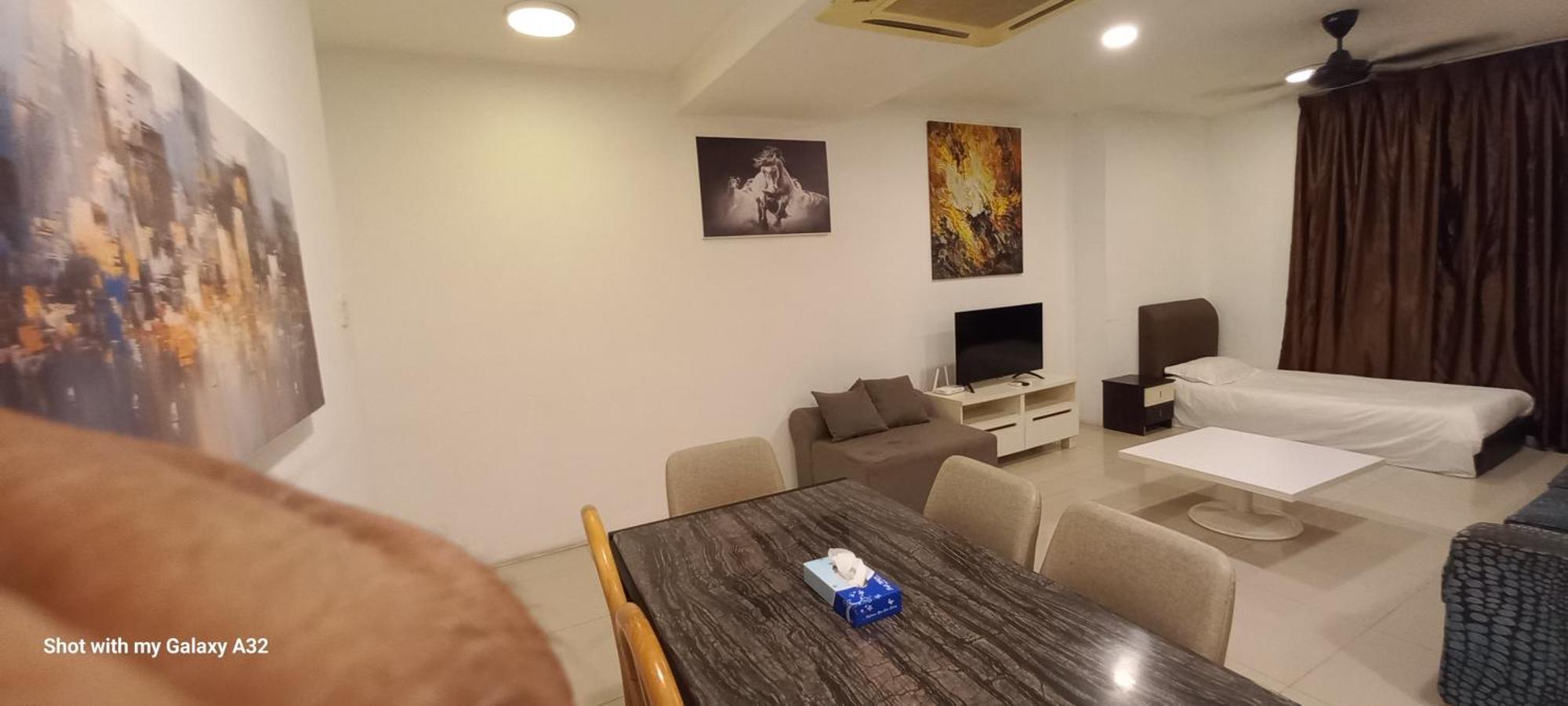 One Maxim Residence At Taragon 쿠알라룸푸르 외부 사진