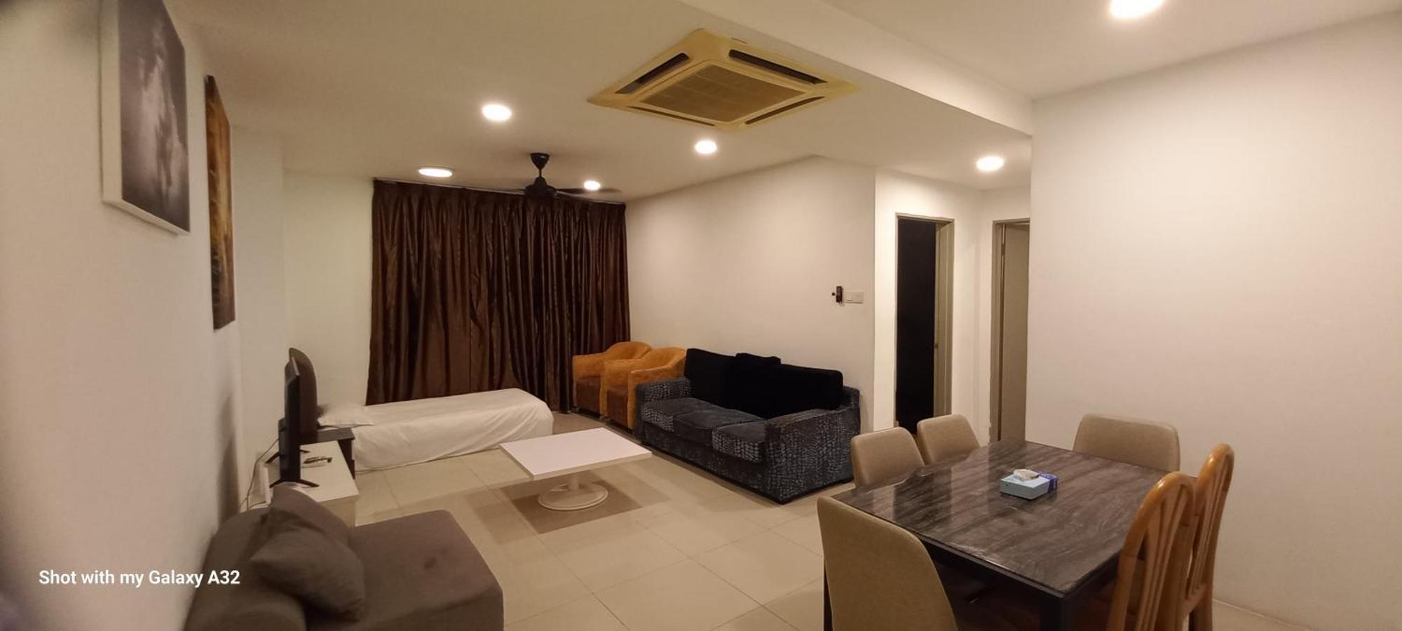 One Maxim Residence At Taragon 쿠알라룸푸르 외부 사진