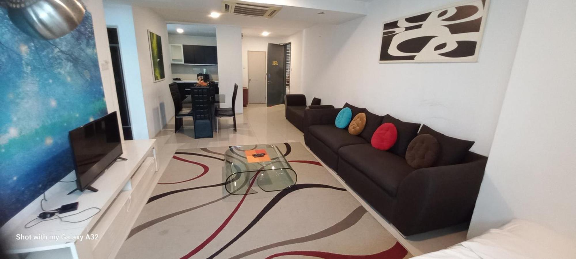 One Maxim Residence At Taragon 쿠알라룸푸르 외부 사진